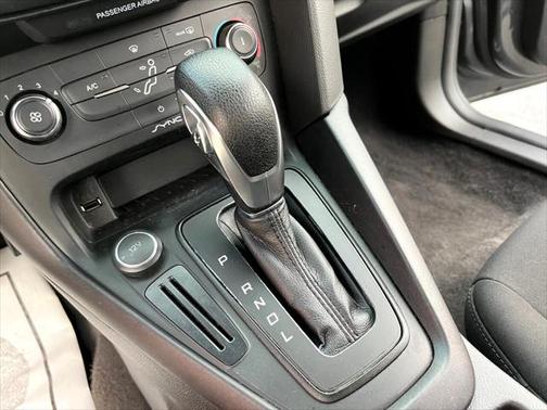 2017 Ford Focus SE for sale in Dunedin, FL - image 17
