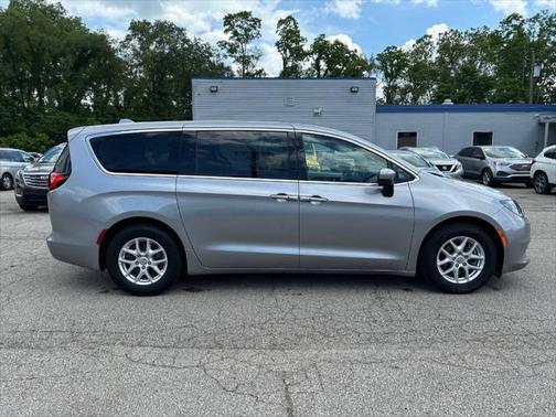 2017 Chrysler Pacifica Touring