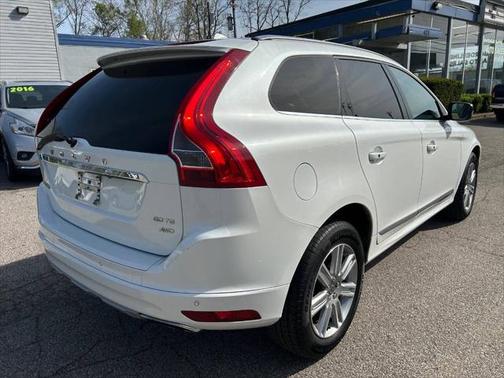 2016 Volvo XC60 T6 Platinum