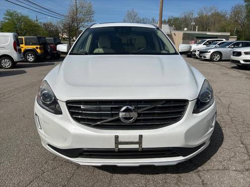 2016 Volvo XC60 T6 Platinum