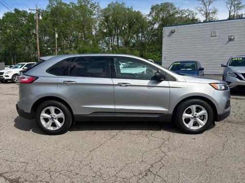 2020 Ford Edge SE