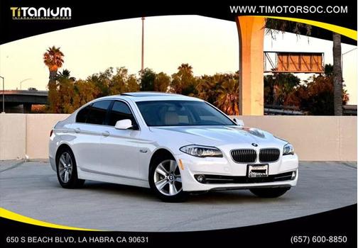 2013 BMW 528 528i Sedan 4D