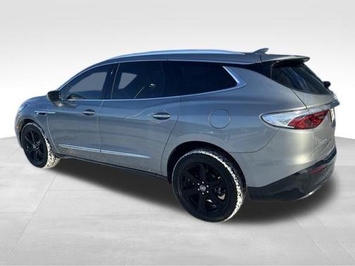 2023 Buick Enclave Essence AWD