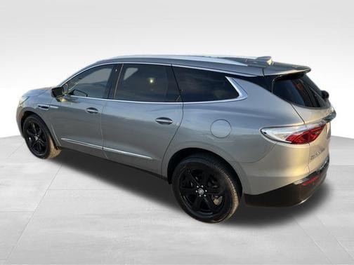 2023 Buick Enclave Essence AWD