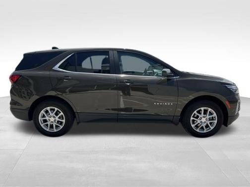 Harvest Bronze Metallic 2023 Chevrolet Equinox 1LT
