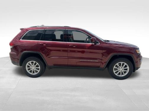 Velvet Red Pearlcoat 2021 Jeep Grand Cherokee Laredo