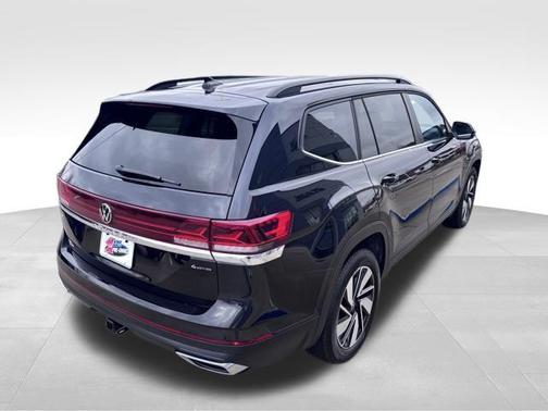 2024 Volkswagen Atlas 2.0T SE w/Technology 4MOTION