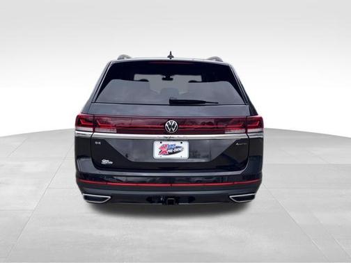 2024 Volkswagen Atlas 2.0T SE w/Technology 4MOTION