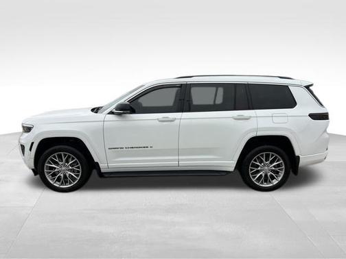 Bright White Clearcoat 2022 Jeep Grand Cherokee L Overland