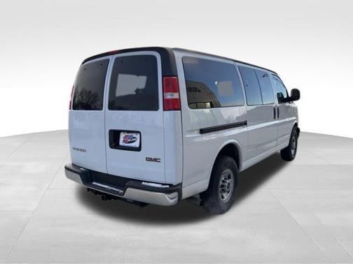 2023 GMC Savana 2500 RWD 2500 Regular Wheelbase LS