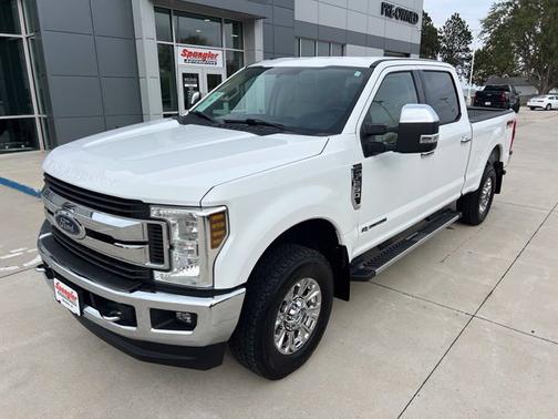 Oxford White 2019 Ford F-250 XLT