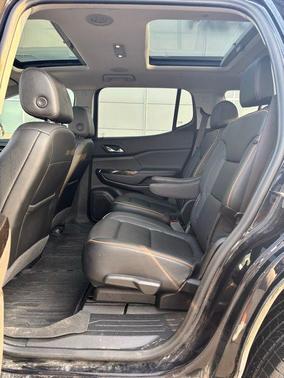 2022 GMC Acadia AWD AT4