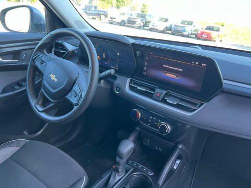 Sterling Gray Metallic 2024 Chevrolet Trailblazer LT