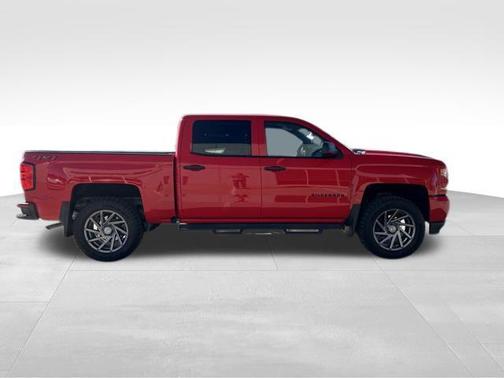 2018 Chevrolet Silverado 1500 Custom