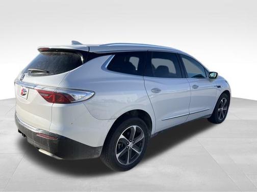 2022 Buick Enclave AWD Essence
