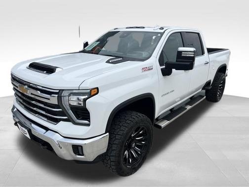 Summit White 2024 Chevrolet Silverado 2500 LTZ