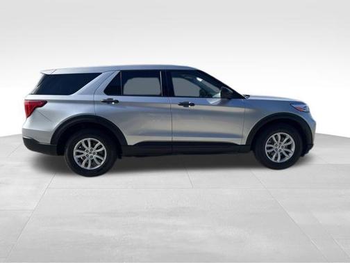2020 Ford Explorer Base