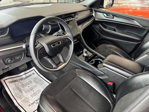 2023 Jeep Grand Cherokee L Altitude