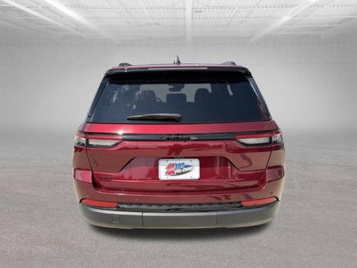 Velvet Red Pearlcoat 2023 Jeep Grand Cherokee Altitude X