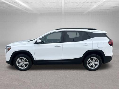 Summit White 2024 GMC Terrain SLE