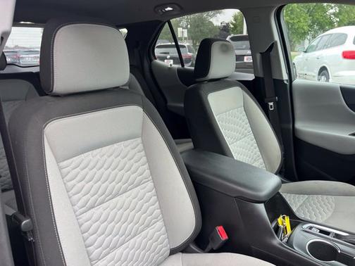 Pacific Blue Metallic 2021 Chevrolet Equinox 1LT