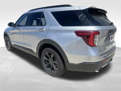 Iconic Silver Metallic 2023 Ford Explorer ST-Line