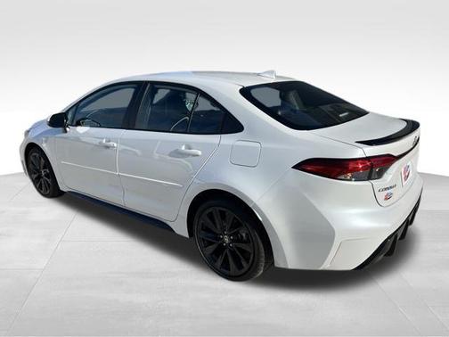 Wind Chill Pearl 2026 Toyota Corolla XSE