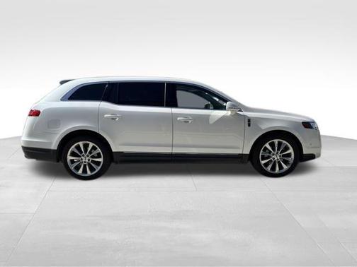 2011 Lincoln MKT EcoBoost