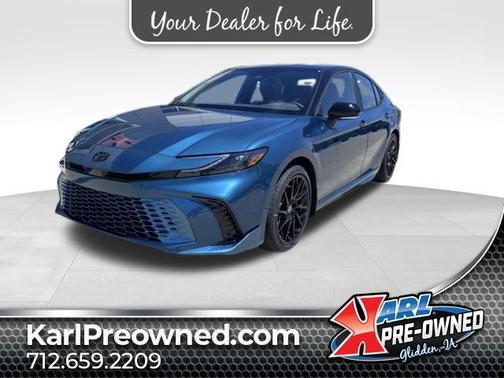 Ocean Gem/Midnight Black Metallic 2026 Toyota Camry XSE
