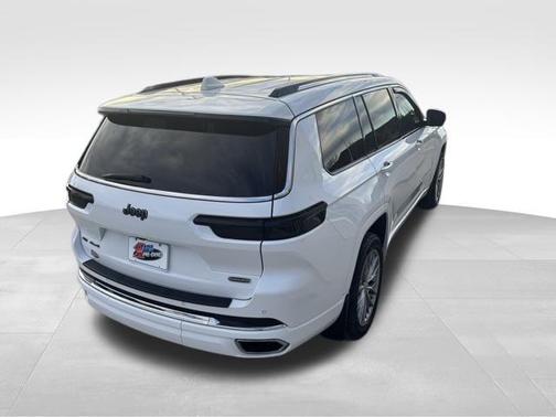 2022 Jeep Grand Cherokee L Overland