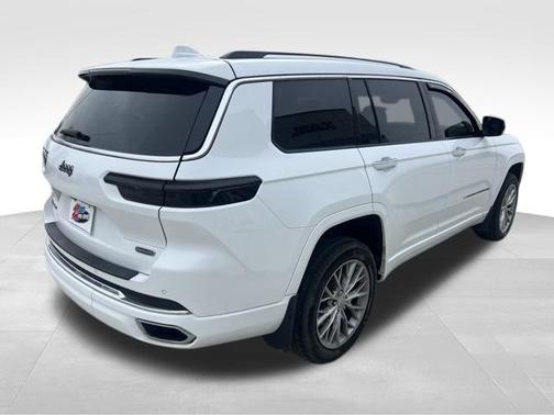 2022 Jeep Grand Cherokee L Overland