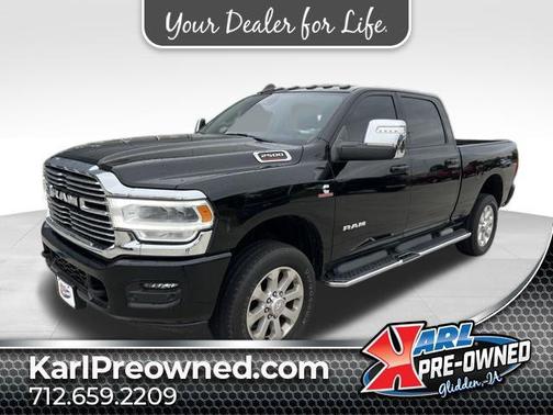 Diamond Black Crystal Pearlcoat 2023 RAM 2500 Laramie Crew Cab 4x4 6'4' Box