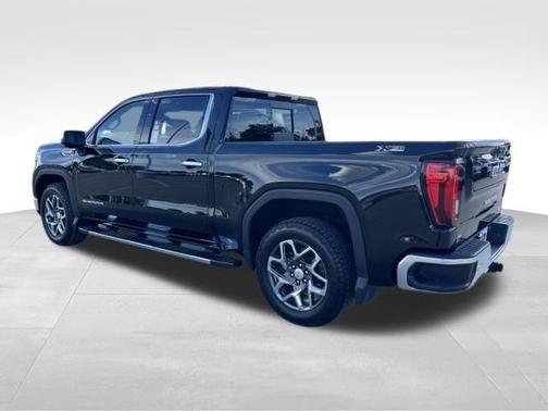 Onyx Black 2024 GMC Sierra 1500 SLT