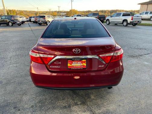 2016 Toyota Camry XLE