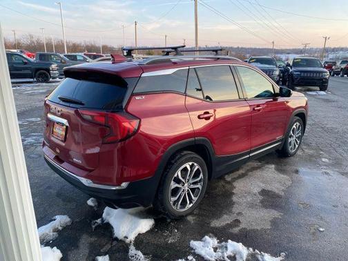 2020 GMC Terrain SLT