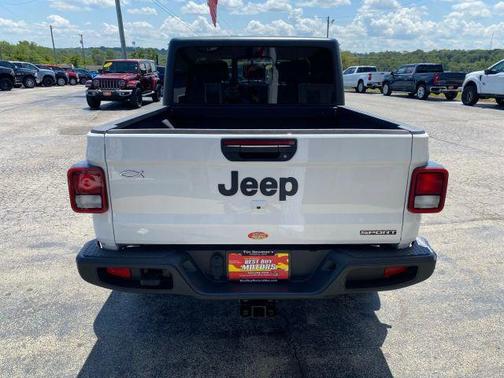 2020 Jeep Gladiator Sport