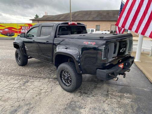 Black 2018 Chevrolet Colorado LT