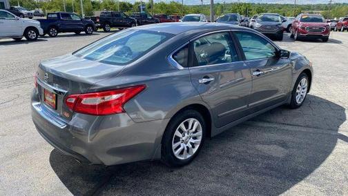 Gun Metallic 2016 Nissan Altima 2.5 S