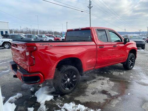 2020 Chevrolet Silverado 1500 Custom