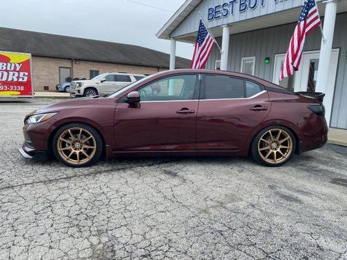 Rosewood Metallic 2020 Nissan Sentra SV