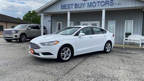White 2018 Ford Fusion SE