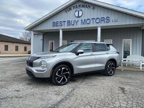 2022 Mitsubishi Outlander ES