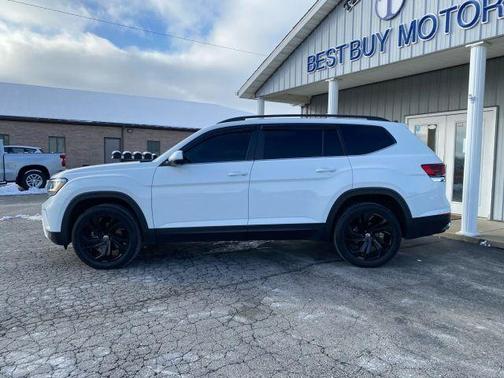 2022 Volkswagen Atlas 3.6L SE w/Technology