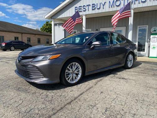 2018 Toyota Camry Hybrid XLE