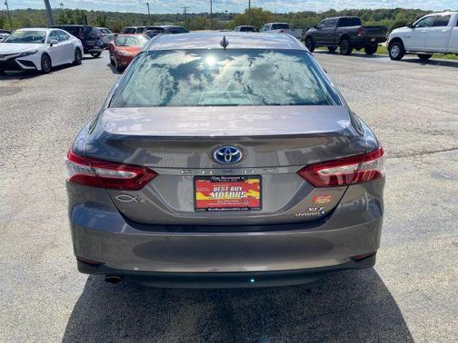 2018 Toyota Camry Hybrid XLE