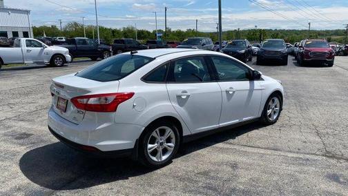 White 2014 Ford Focus SE