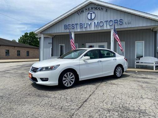 White 2015 Honda Accord EX