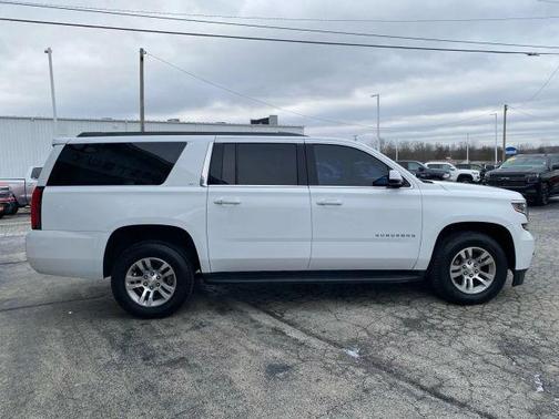 2017 Chevrolet Suburban LT