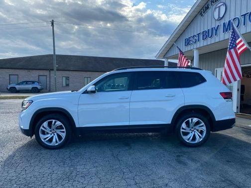 2022 Volkswagen Atlas 3.6L SE w/Technology