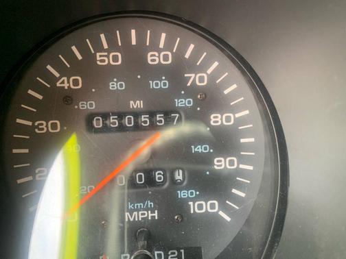 White 1990 Dodge Ram Van B250
